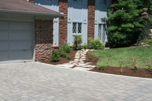 St. Louis Permeable Paver Driveway