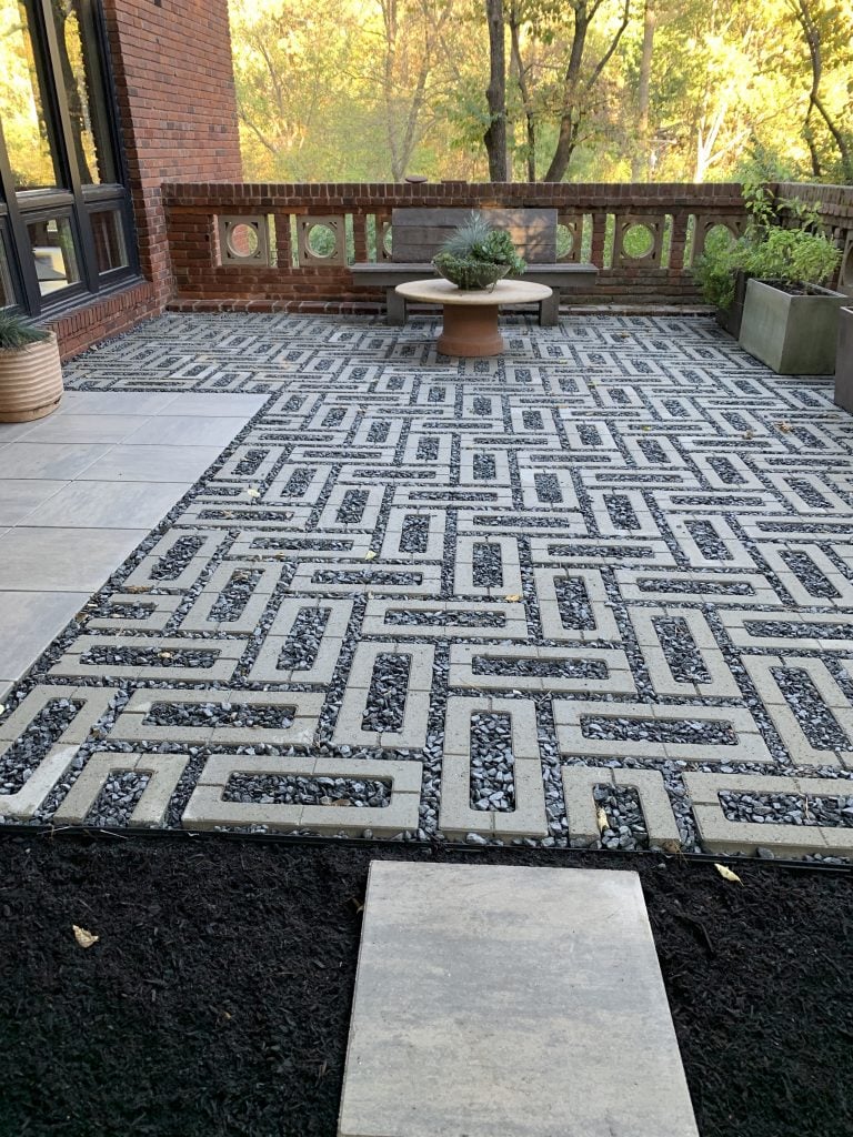 mid-century modern patio build in st. louis using Techo-Bloc